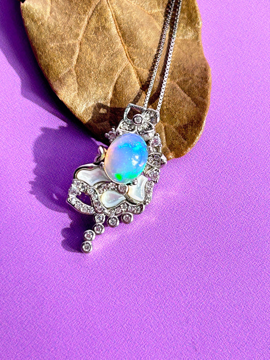 Opal pendant